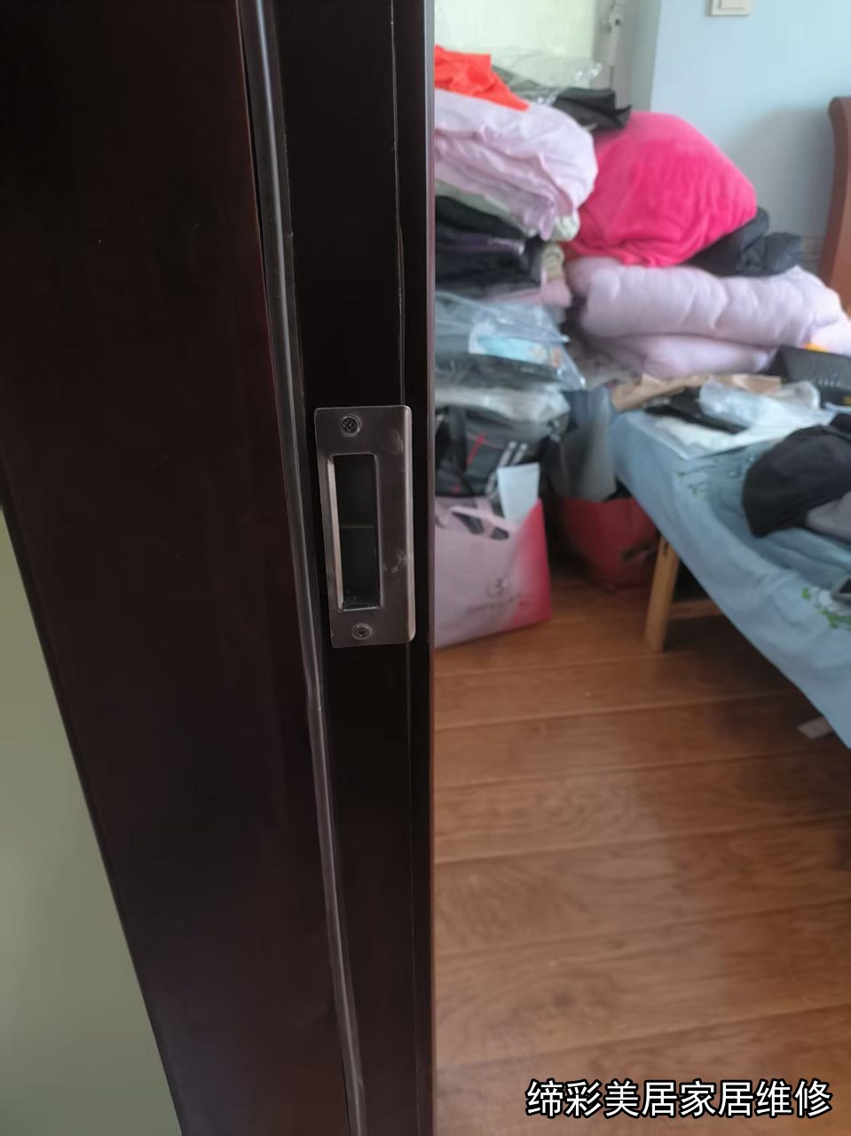 武汉木门维修修复后