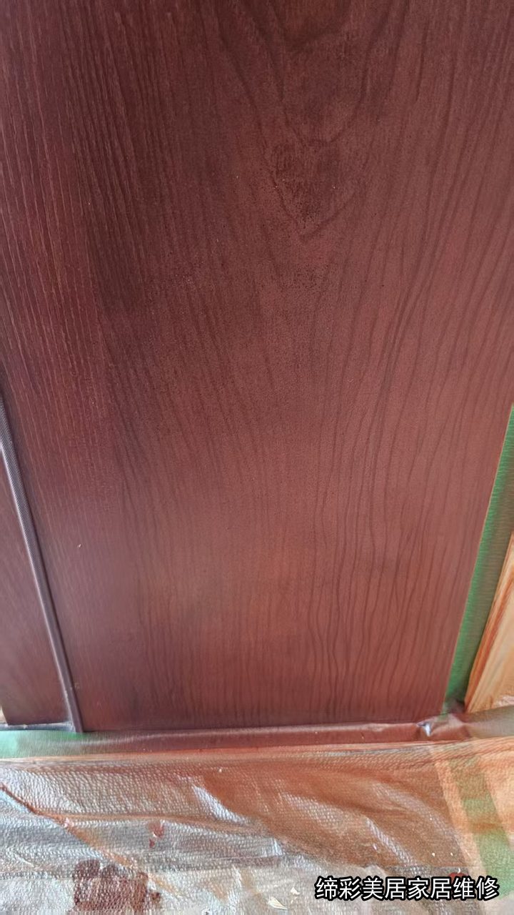 武汉木门维修修复后